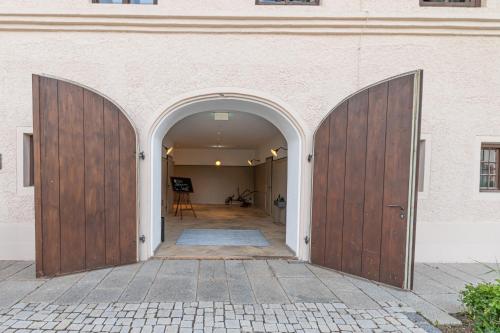 Facciata o entrata di LANDHOTEL ALTE ZOLLSTATION- Historical Building