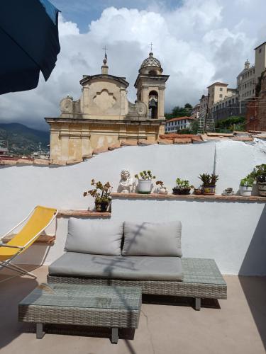 Μπαλκόνι ή βεράντα στο Attico romantico con terrazza Sanremo - Palm Street, 104 - Free WIFI
