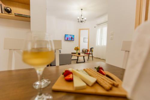 Costos Condos NEW 10B 2 Bedrooms Condo