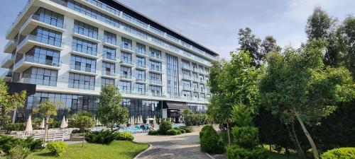 Sea Breeze Lighthouse apt 103