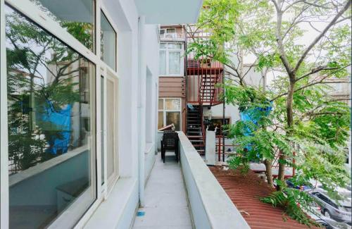Taman di luar Windrose Hostel Istanbul