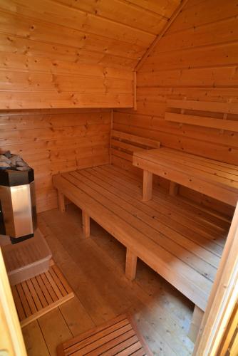 Fotografie z fotogalerie ubytování Gite Le Douglas, Vignoble et Reculées du Jura - Avec Sauna v destinaci Lavigny