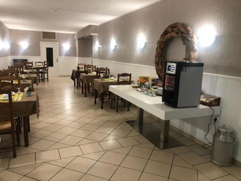 Restaurace v ubytování HOTEL BON ACCUEIL