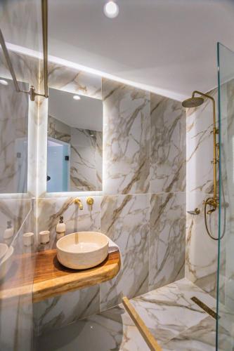 ΔVO luxury apartment