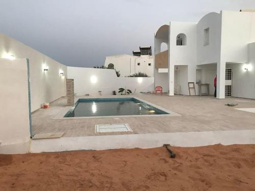 Dar aissaの敷地内または近くにあるプール
