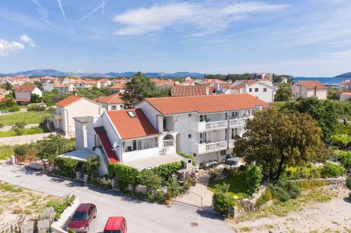 Apartments with parking space Zablace, Sibenik - 4219