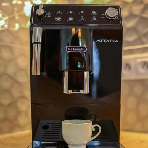 Kemudahan buat kopi dan teh di Villa 5 étoiles avec Piscine Chauffée et Jacuzzi SAINT GILLES LES BAINS - Dodoterla