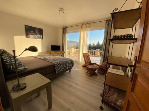 Ένα ή περισσότερα κρεβάτια σε δωμάτιο στο Avantime