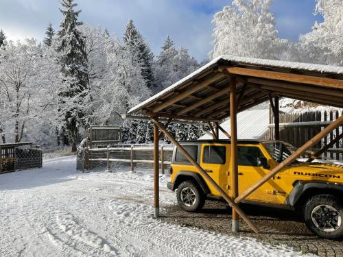 Το Hunter's lodge Oliver τον χειμώνα