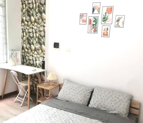 Khu vực ghế ngồi tại Mika Homestay Simple & Cozy