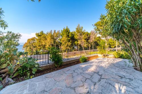 Apartment Elmira - Charme Holidays