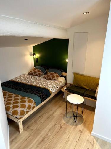 Studio 15m2 cosy Calme Métro 3 min Accès Vieux-Port rapide
