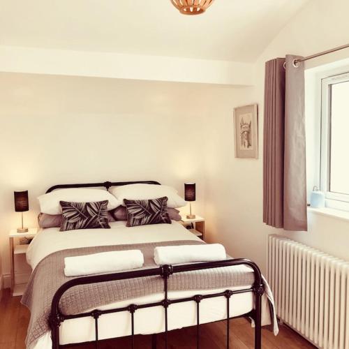 Central Brighton flat, 3 bedrooms, sleeps 6, close to shops and beach photo 8