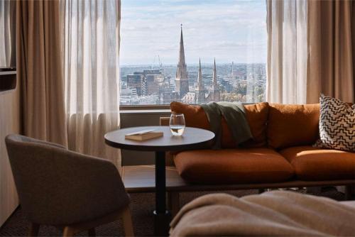 Rydges Melbourne Image