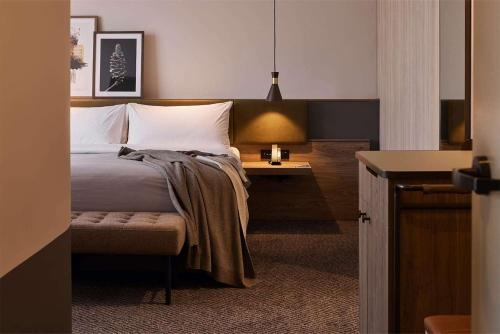 Rydges Melbourne Image
