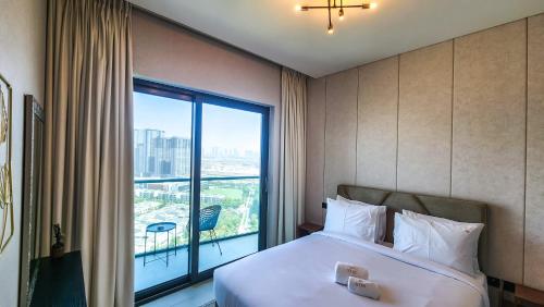 STAY BY LATINEM Luxury 1BR Holiday Home W2015 near Burj Khalifa