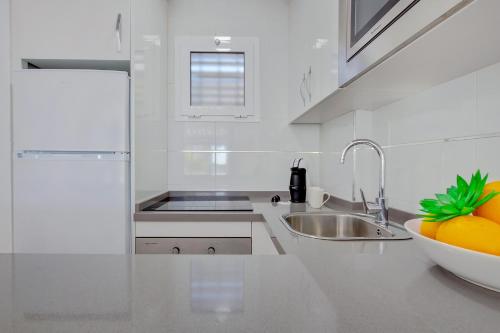 Vistamarina 101 by IVI Real Estate