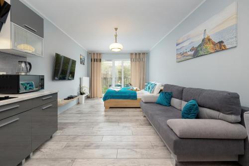 Kuchyň nebo kuchyňský kout v ubytování Na Wydmach Apartment Międzywodzie by Noclegi Renters