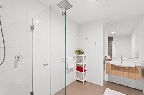 Ένα μπάνιο στο Ren - Urban Charm Residence