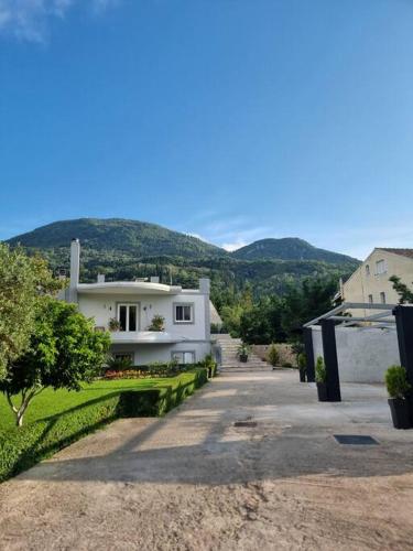Γενική θέα στο βουνό ή θέα στο βουνό από  αυτή η βίλα