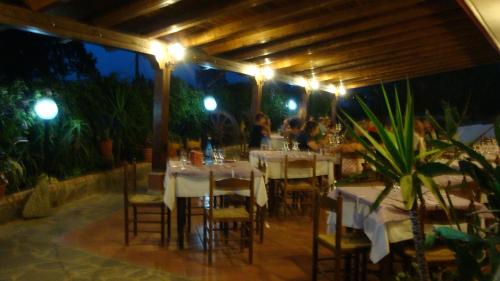 Restaurace v ubytování A Turri Rooms and Restaurant