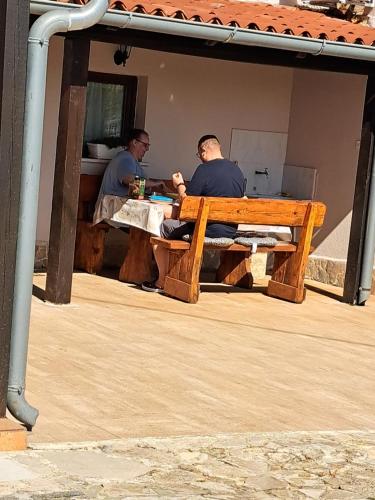 Balkón nebo terasa v ubytování Apartmani Jurman