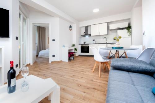 Apartments Sunrise & Sunset