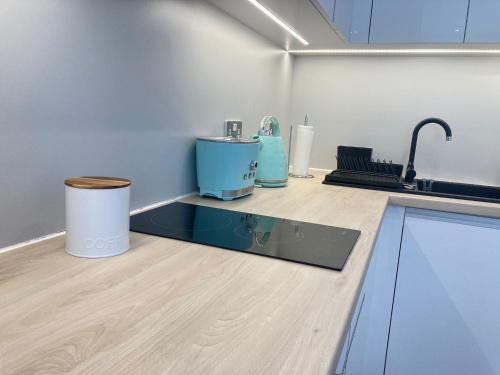 Una cocina o cocineta en CP luxury studio
