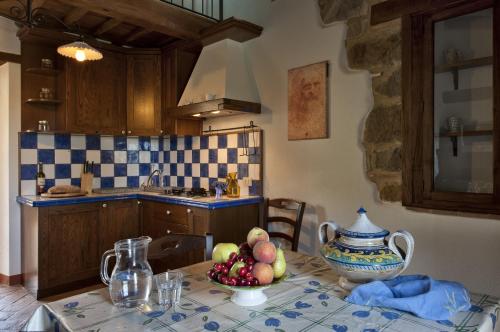 A kitchen or kitchenette at La Dragona