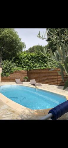 Magnifique Haut de Villa piscine et BBQ proche Cassis, La Ciotat, Circuit Castellet