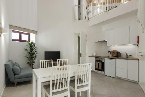Madalena Village 3 - City centre by HD PROPERTIES