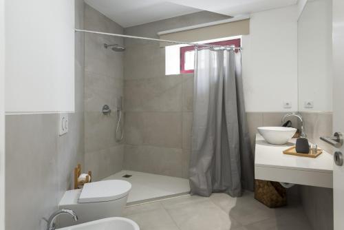 Koupelna v ubytování Madalena Village 1 - City centre by HD PROPERTIES