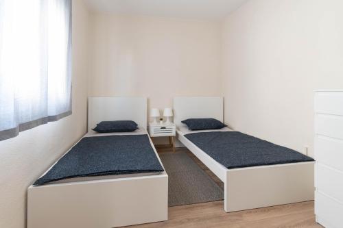Apartment Laganini - Podstrana