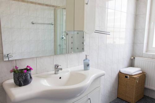 Karolina Apartman 9026 Győr, 32 Hédervári út kép - 3