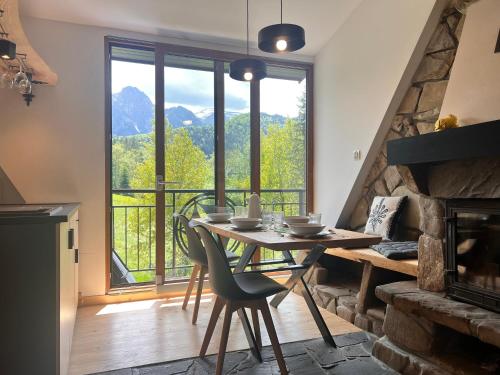 Tatrydom Apartament Loft z kominkiem