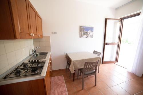 Kuchyň nebo kuchyňský kout v ubytování I Sapori Del Gargano