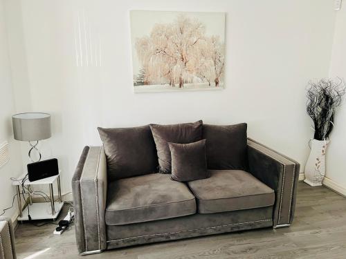 Beautiful and Homely 3 Bed House With FREE Parking So Close To Man City and City Centre photo 55