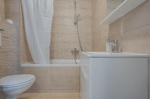 Kylpyhuone majoituspaikassa Dalmatino