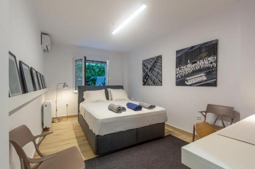 A newly fully renovated studio