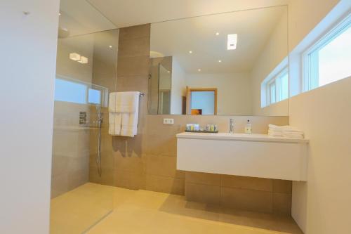 Koupelna v ubytování Apt. Hotel Hjalteyri