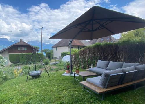 Zahrada ubytování Appartement au calme avec vue sur les montagnes.