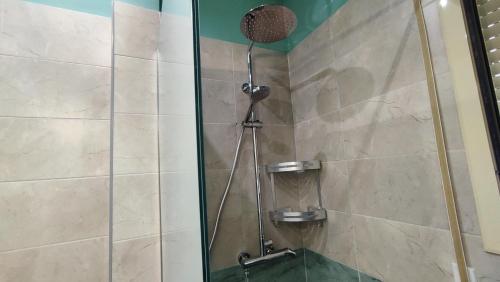 Photo de la galerie de l'établissement Marina Beach Apartment 3, à Vlorë