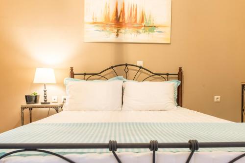 Enjoy Sunsets at Fully Equipped Seaside apt