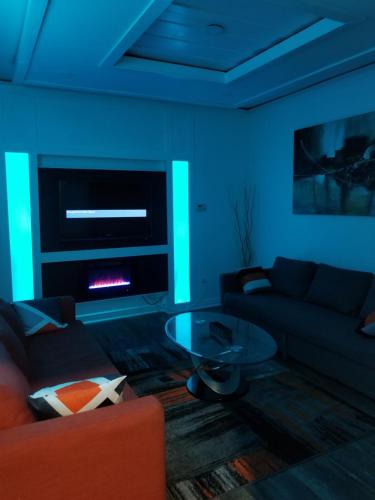 Gallery image of Cozy and unique getaway in Hamilton