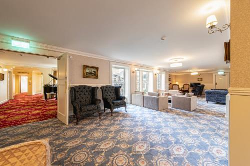 Un lugar para sentarse en Ballina Manor Hotel