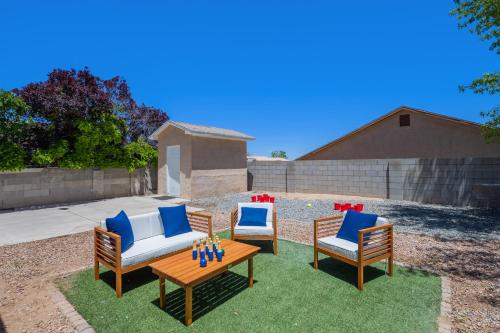 Foto Albuquerques asuva majutusasutuse Cheerful Vibrant 3BR - 3TV - New galeriist