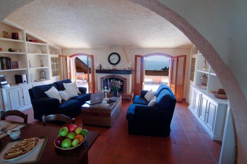 "Villa Carlotta" con mini piscina idromassaggio a picco sul Mare