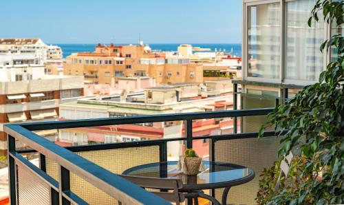 Apartment with terrace - City center and near the beach