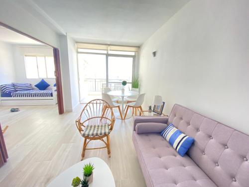 Posezení v ubytování NUEVO !!! Apartamento Peñíscola Playa con piscinas y tenis