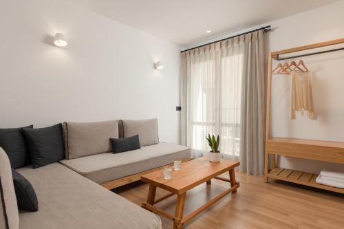 Ένα ή περισσότερα κρεβάτια σε δωμάτιο στο Hotel Ideon 
